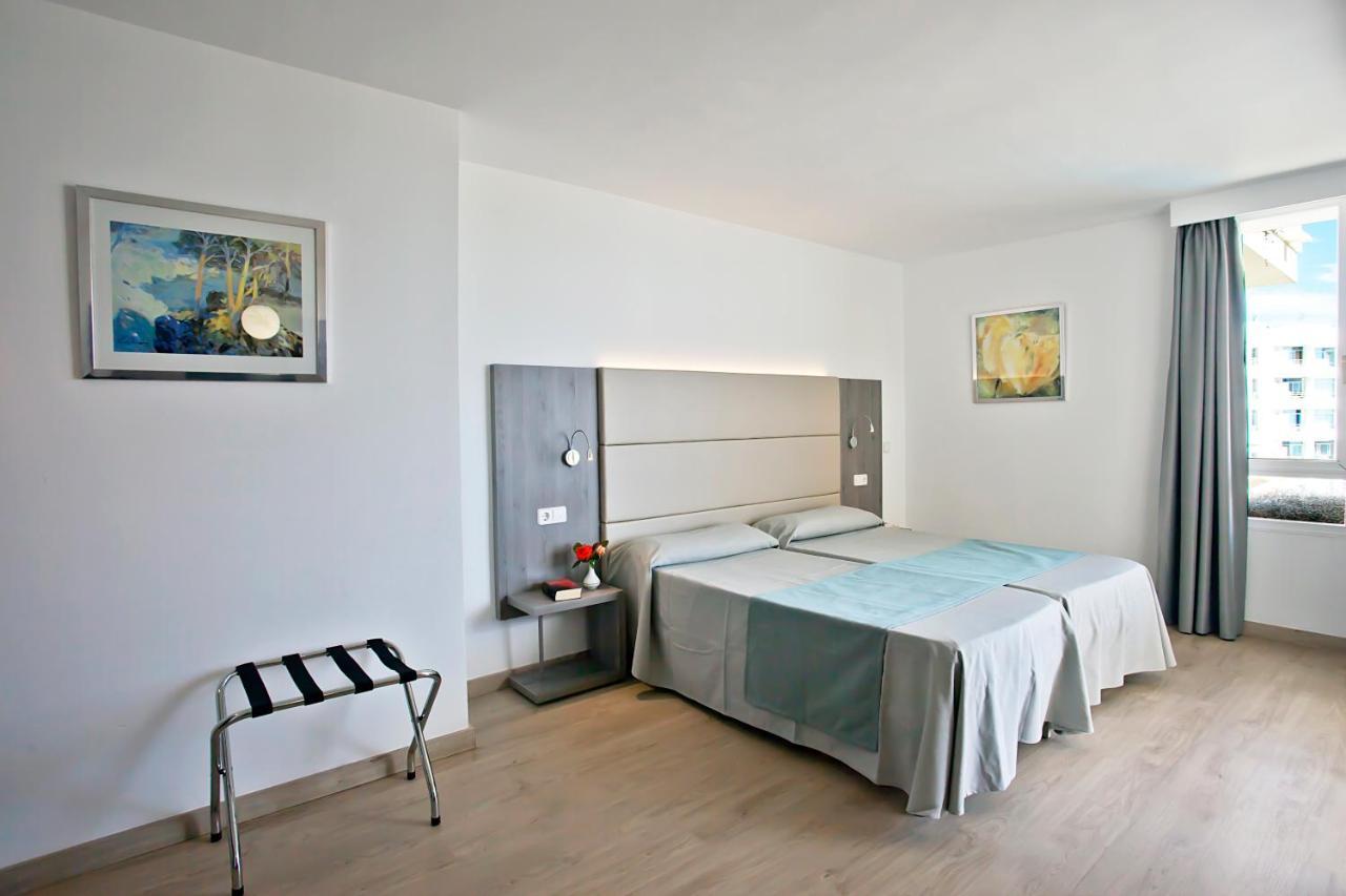 Apart-hotel Playa Dorada 3*