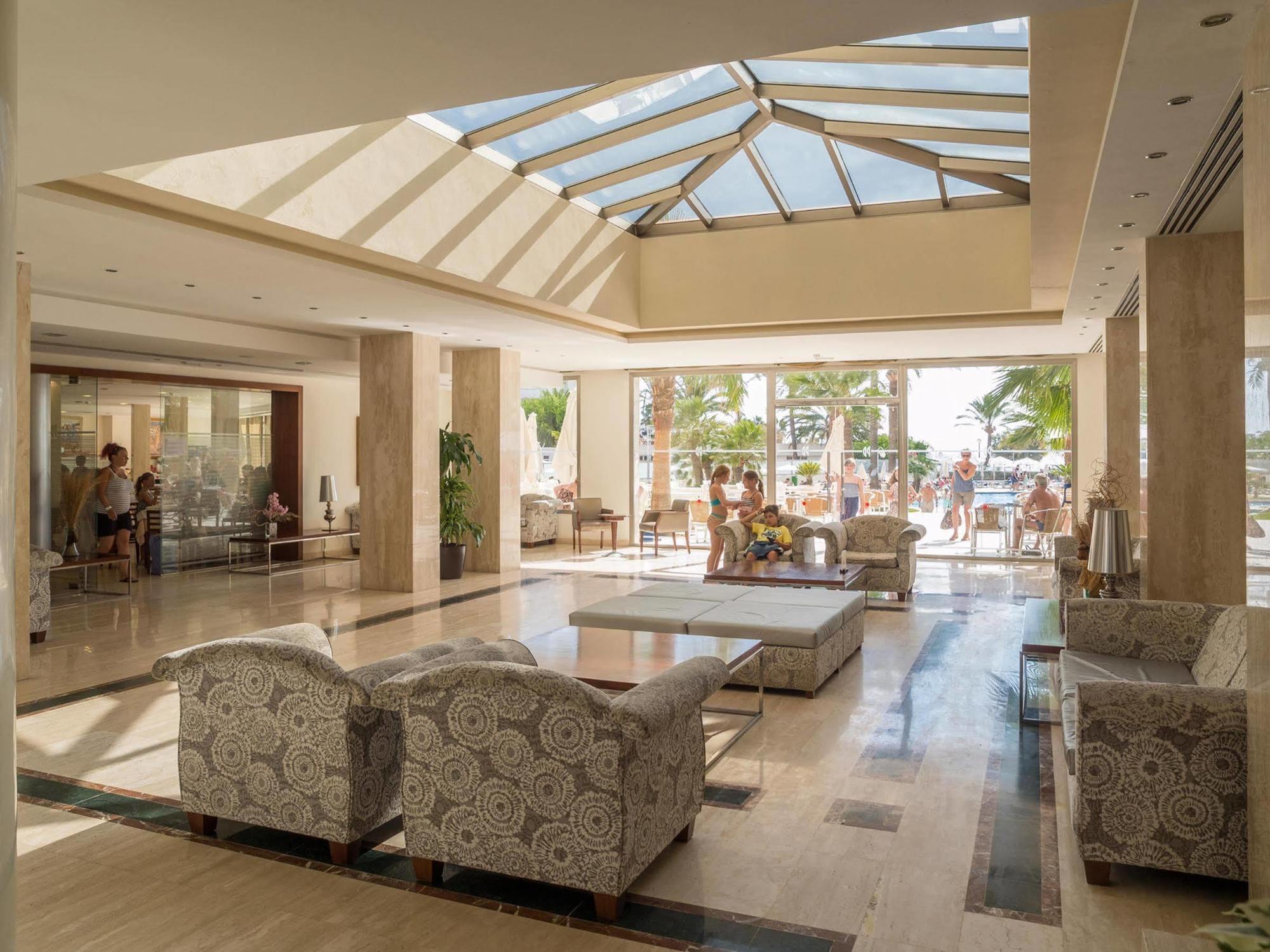 Apart-hotel Playa Dorada Sa Coma (Mallorca)